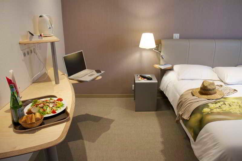 Hotel Novalis Quimperlé Екстериор снимка