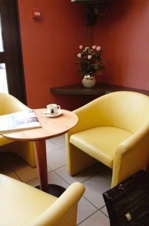 Hotel Novalis Quimperlé Екстериор снимка