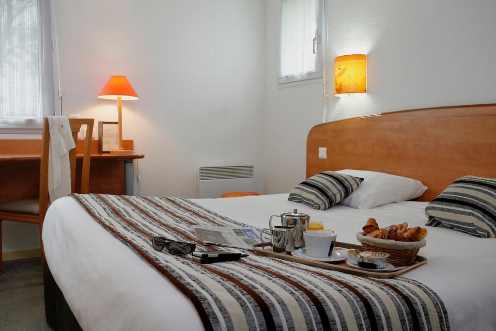 Hotel Novalis Quimperlé Екстериор снимка