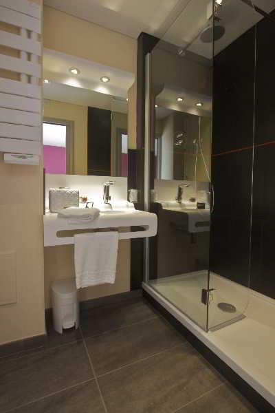Hotel Novalis Quimperlé Екстериор снимка