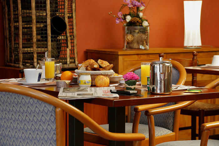 Hotel Novalis Quimperlé Екстериор снимка